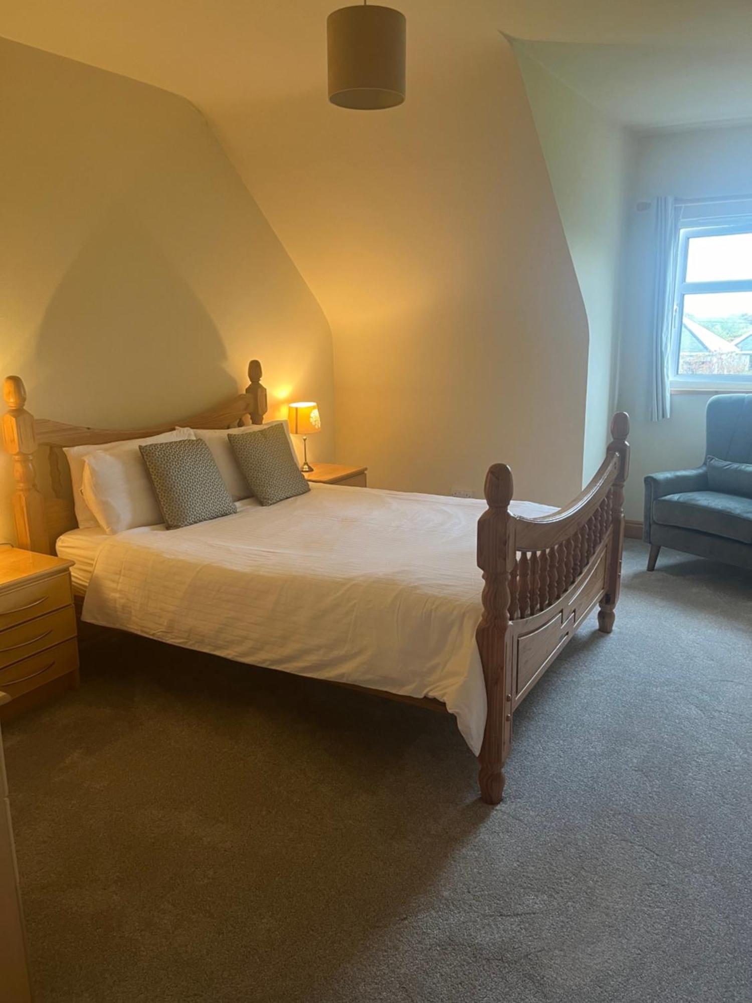 Racecourse Lodge Apartment Клифден Экстерьер фото