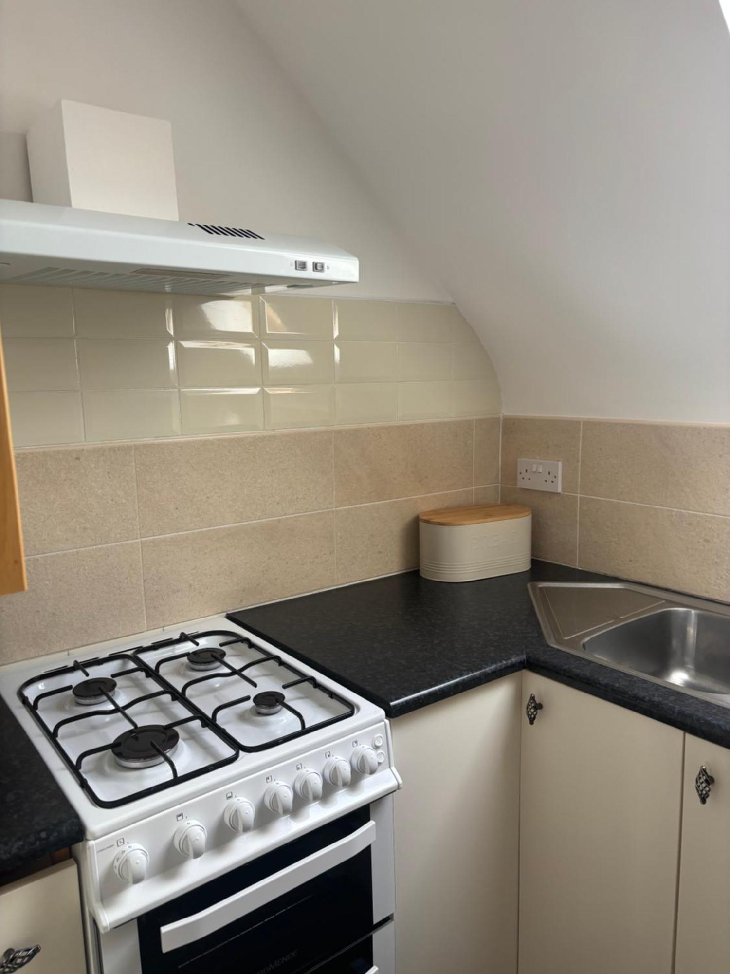 Racecourse Lodge Apartment Клифден Экстерьер фото